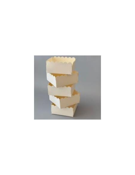 BANDEJITAS CARTULINA BLANCA CON ONDAS 10 x 10