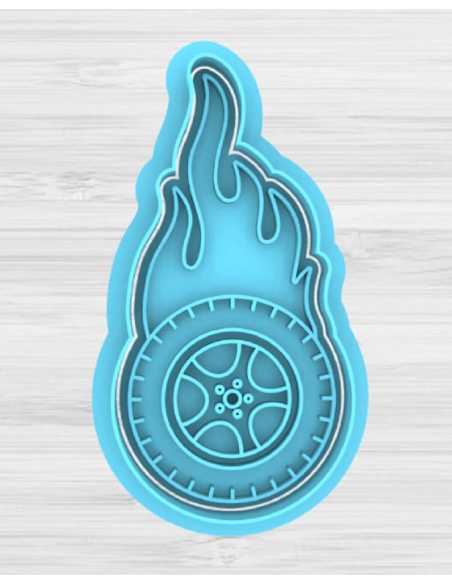 CORTANTE + STAMP 8cm RUEDA EN LLAMAS HOT WHEELS